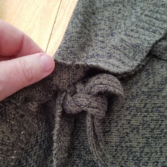 Lord & Taylor Design Lab Turtleneck Poncho Sweater XS/TP Wool Green Black Tones - Picture 4 of 8